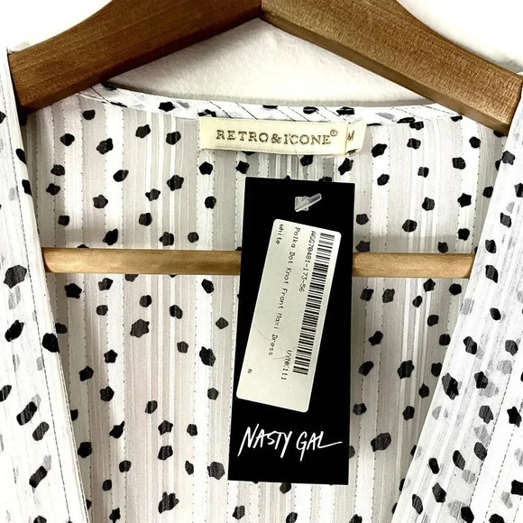 NWT Nasty Gal Retro & Icone Dot Your Number Spotty Maxi Dress White Womens Med - Picture 8 of 8